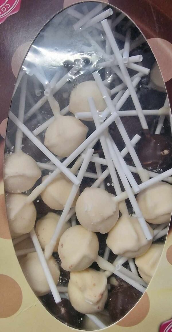 Sucettes chocolat lait fourrées de nougat